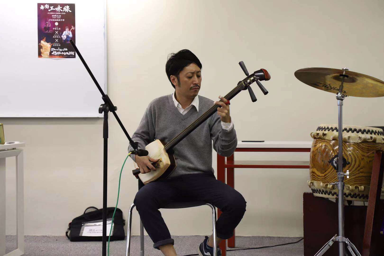 楽器のルーツである中国語も学べる三味線教室を大阪に開講
